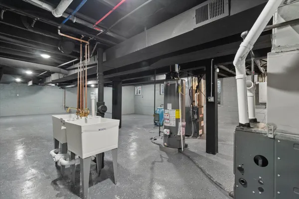 $550,000 | 6800 Auburn Avenue, Unit 6802, Wauwatosa, WI 53213