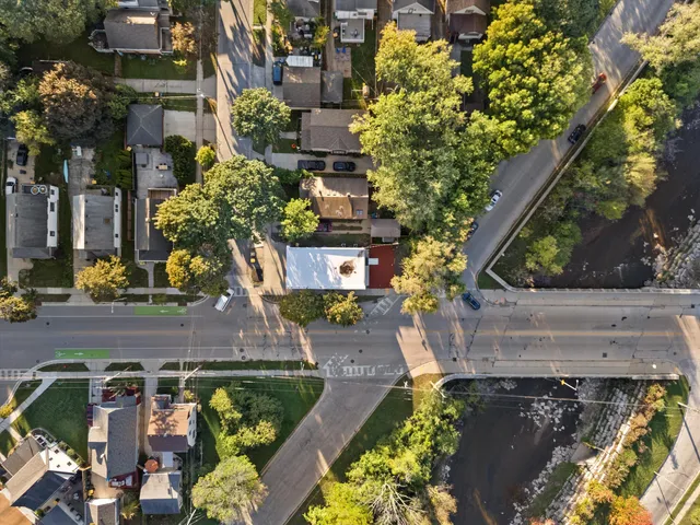 $559,900 | 6800 Auburn Avenue, Unit 6802, Wauwatosa, WI 53213