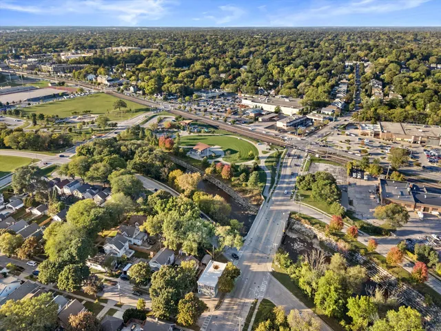 $559,900 | 6800 Auburn Avenue, Unit 6802, Wauwatosa, WI 53213