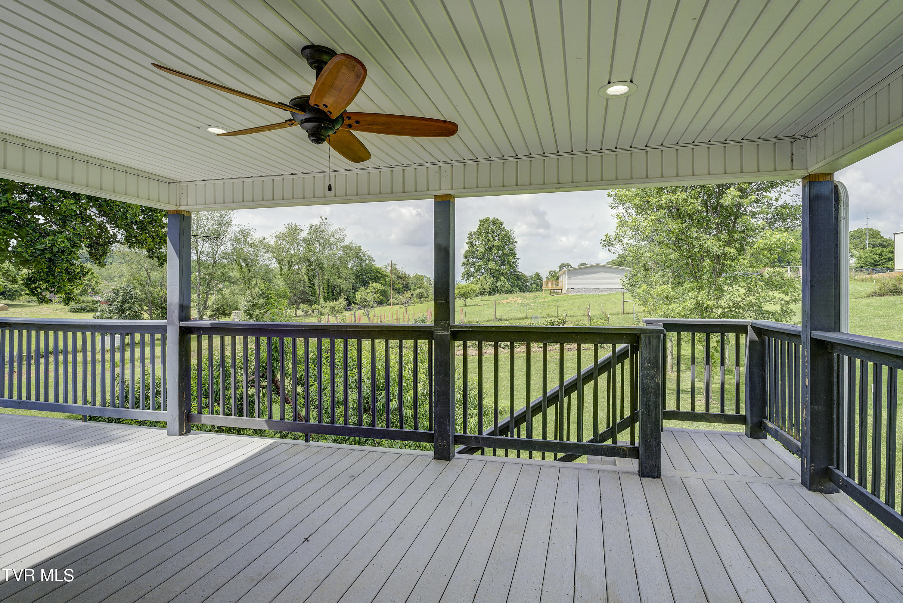 312 Stockyard Road Telford, TN 37690 - Photo 40 of 70 Stockyard-39