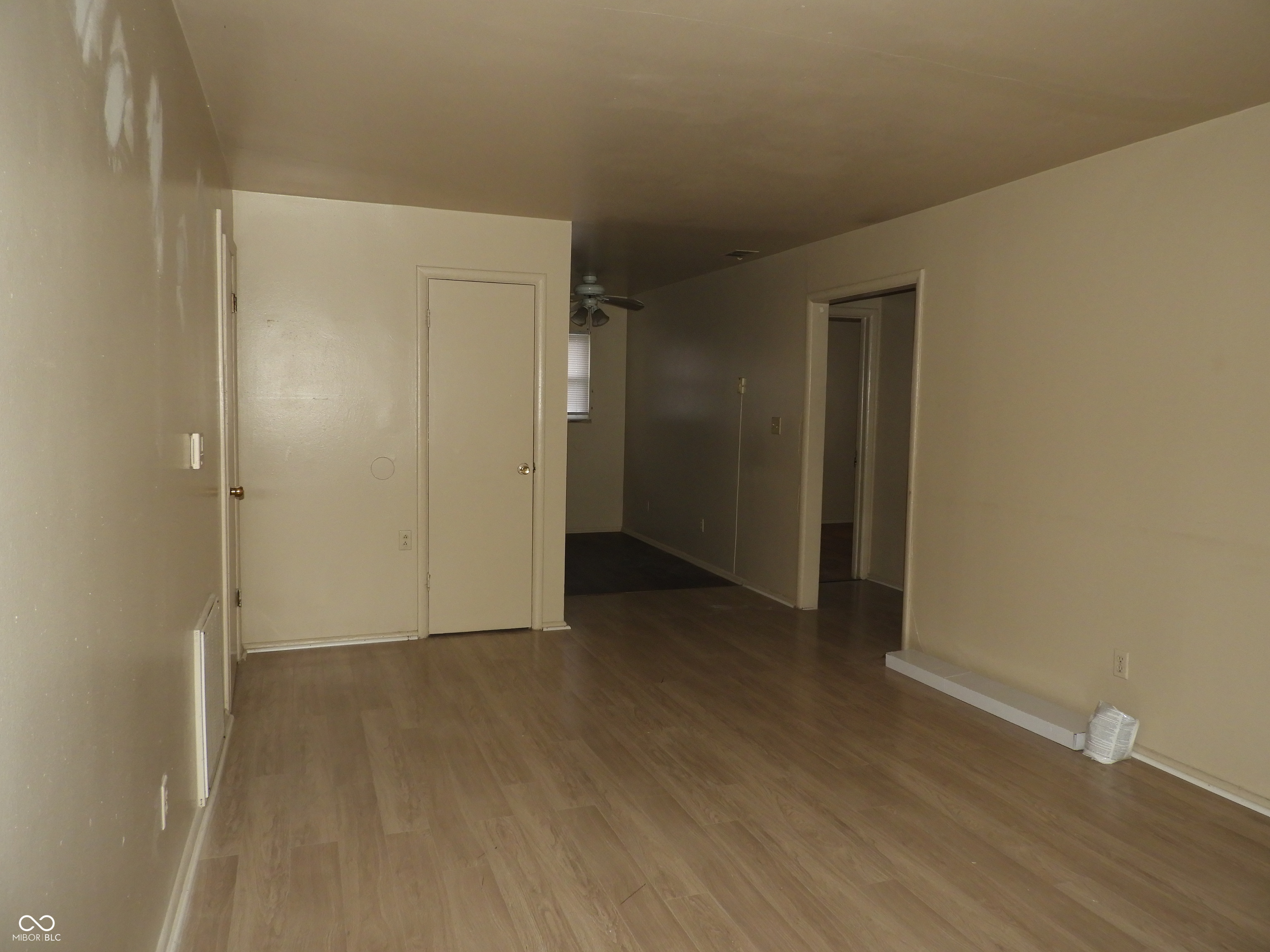 6006 Dickson Road Indianapolis, IN 46226 - Photo 4 of 58 Gallery Image 4