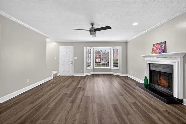 $2,200 | 679 Anderson Walk, Marietta, GA 30062