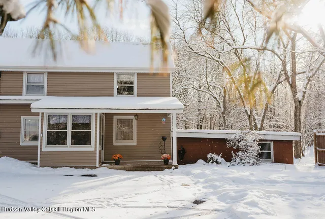 $440,000 | 1271 Highway 208, Wallkill, NY 12589