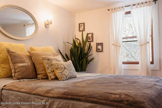 $440,000 | 1271 Highway 208, Wallkill, NY 12589