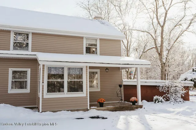 $440,000 | 1271 Highway 208, Wallkill, NY 12589