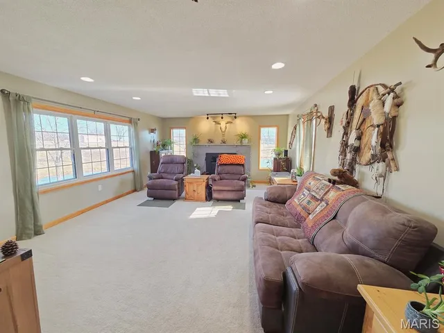 $449,000 | 5053 Highway 6, Maywood, MO 63454