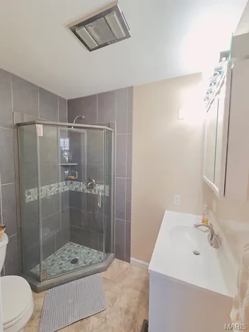 $449,000 | 5053 Highway 6, Maywood, MO 63454