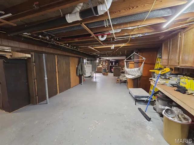 $449,000 | 5053 Highway 6, Maywood, MO 63454