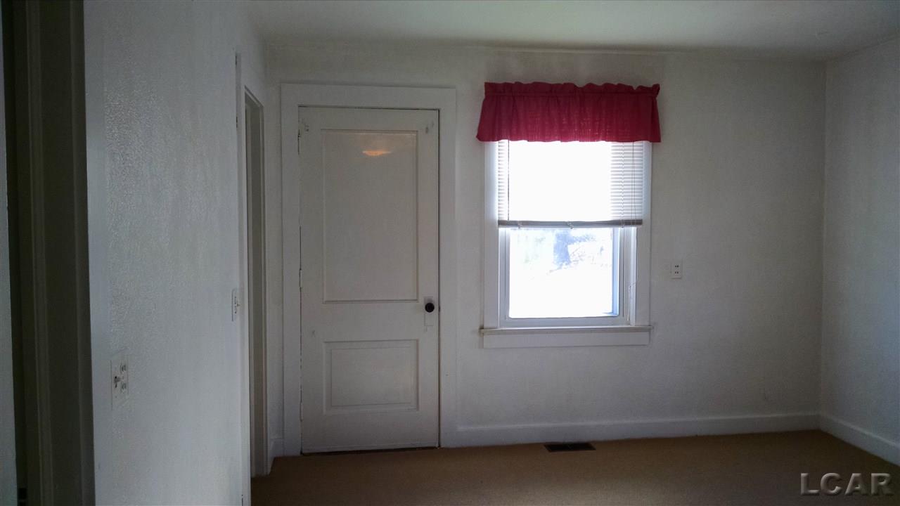 3707 Hunt Road Adrian, MI 49221 - Photo 5 of 13 31286039-4.JPG