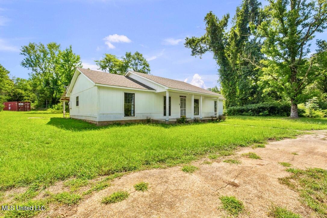 12079 A Bowling Green Road Durant, MS 39063 - Photo 9 of 66 712BC645-A59B-434D-B32F-7B8B722D3D42_1_1