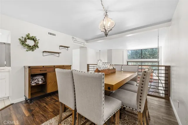 $715,000 | 6225 Shoup Avenue, Unit 109, Woodland Hills, CA 91367