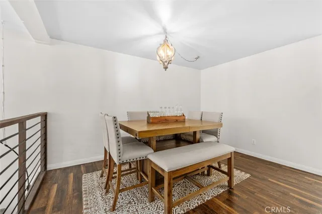 $715,000 | 6225 Shoup Avenue, Unit 109, Woodland Hills, CA 91367