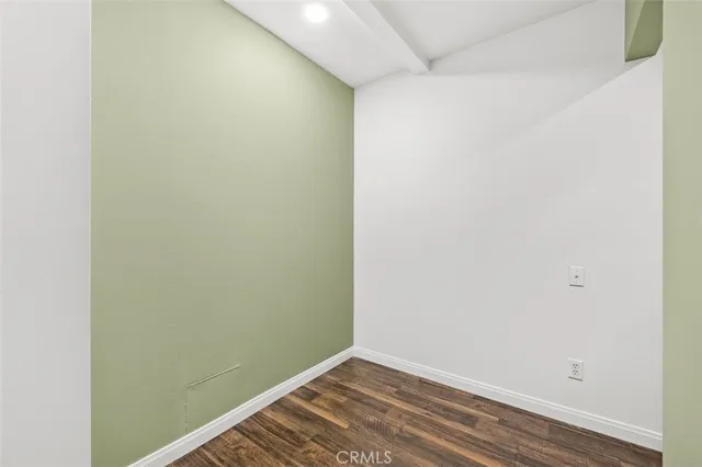 $715,000 | 6225 Shoup Avenue, Unit 109, Woodland Hills, CA 91367