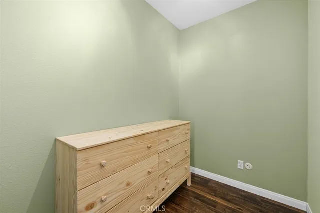 $715,000 | 6225 Shoup Avenue, Unit 109, Woodland Hills, CA 91367