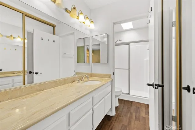 $715,000 | 6225 Shoup Avenue, Unit 109, Woodland Hills, CA 91367