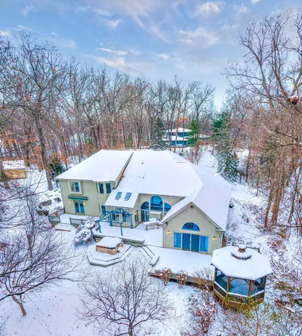 $649,900 | 5150 Stone Oak Drive, Jackson, MI 49201