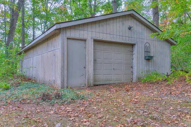 $649,900 | 5150 Stone Oak Drive, Jackson, MI 49201