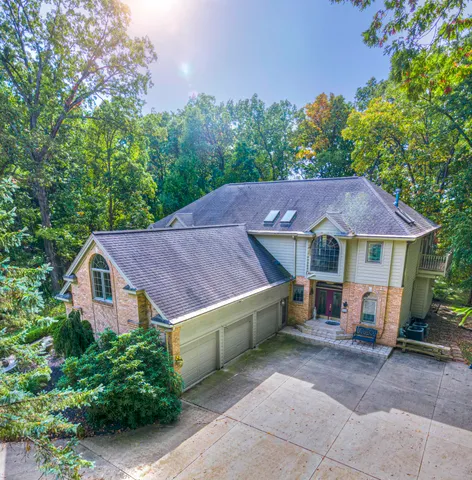 $649,900 | 5150 Stone Oak Drive, Jackson, MI 49201