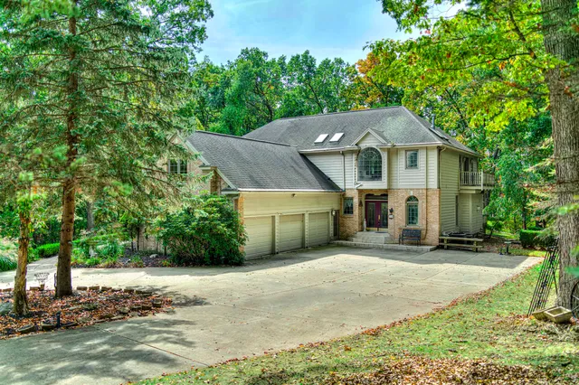 $649,900 | 5150 Stone Oak Drive, Jackson, MI 49201