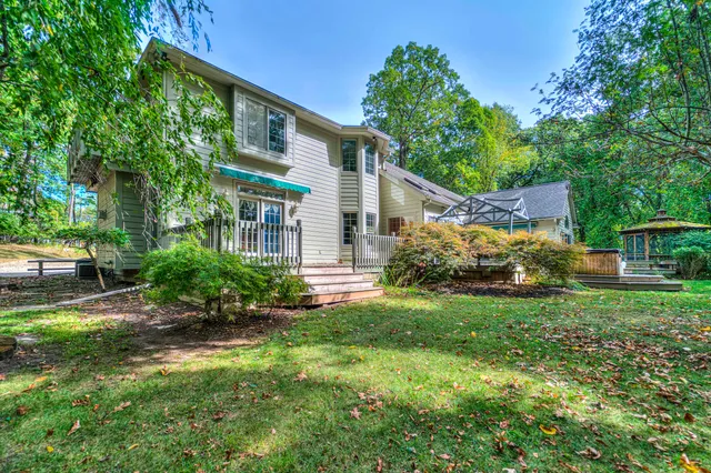 $649,900 | 5150 Stone Oak Drive, Jackson, MI 49201