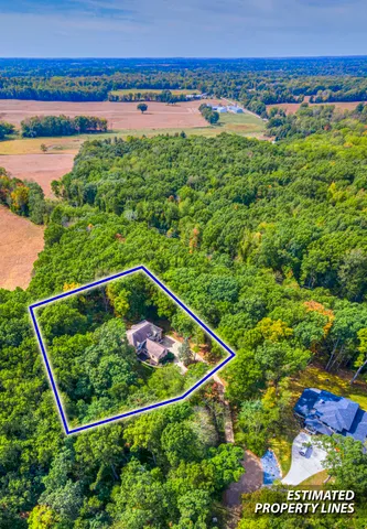 $649,900 | 5150 Stone Oak Drive, Jackson, MI 49201