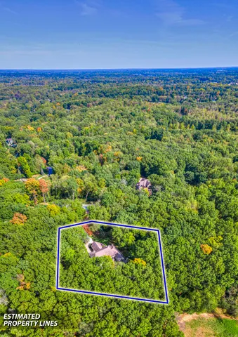 $649,900 | 5150 Stone Oak Drive, Jackson, MI 49201