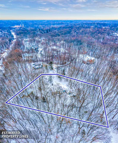 $649,900 | 5150 Stone Oak Drive, Jackson, MI 49201