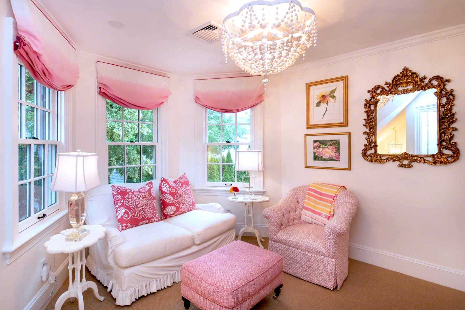16 Mill Street Edgartown, MA 02539 - Photo 25 of 42 a living room with furniture chandelier and a window