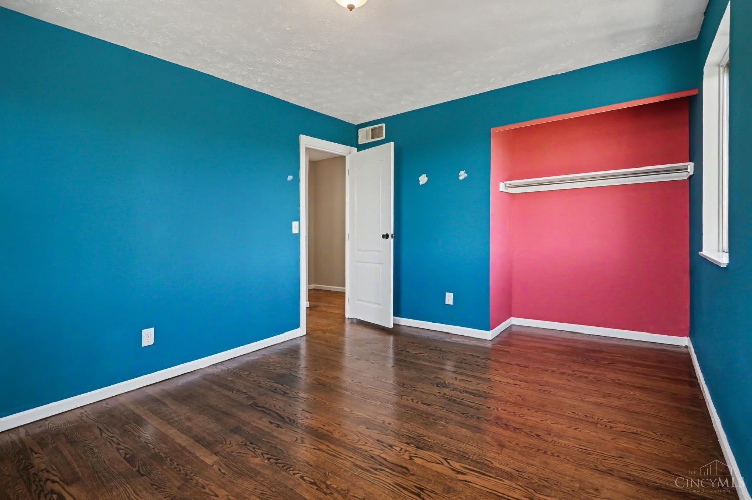 1759 John Gray Road Cincinnati, OH 45240 - Photo 17 of 35 Gallery Image 17