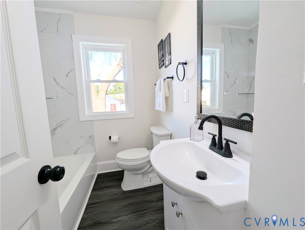 407 Washington Avenue Colonial Heights, VA 23834 - Photo 20 of 41 Bathroom with vanity, healthy amount of natural li