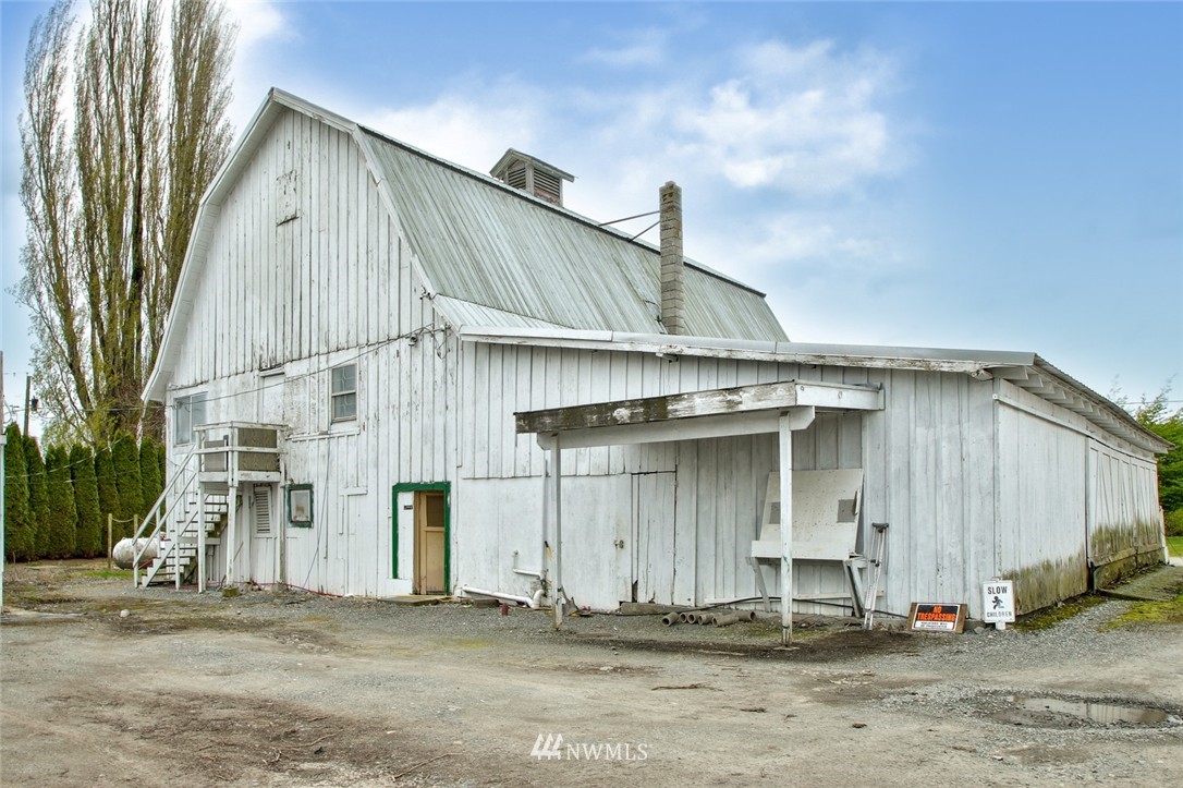 14805 East Edison Road Bow, WA 98232 - Photo 16 of 25 Gallery Image 16