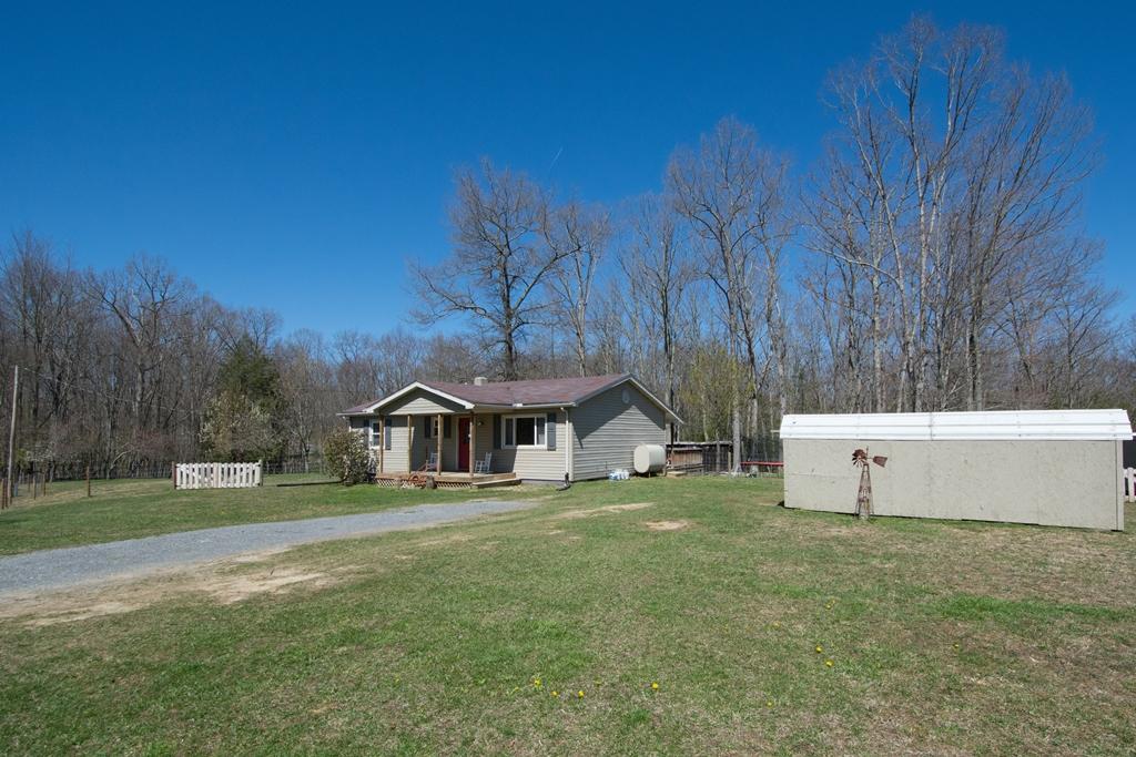 1543 Henson Road Crawley, WV 24931 - Photo 20 of 47 Gallery Image 20