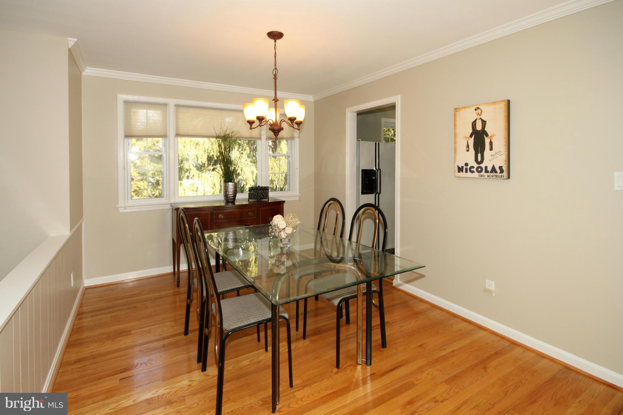7505 Hamlet Street Springfield, VA 22151 - Photo 6 of 28 Dining Room