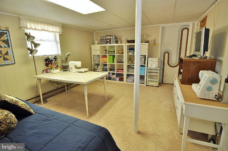 7807 Brooklyn Bridge Road Laurel, MD 20707 - Photo 16 of 27 Bedroom #4 or craft room