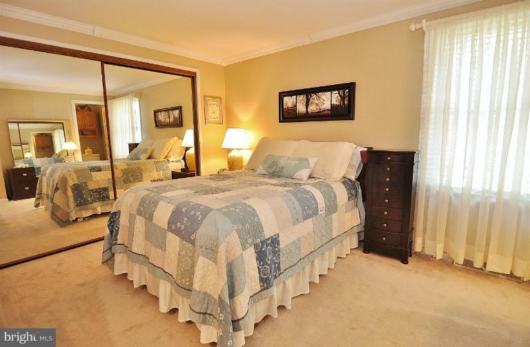 7807 Brooklyn Bridge Road Laurel, MD 20707 - Photo 24 of 27 Master bedroom