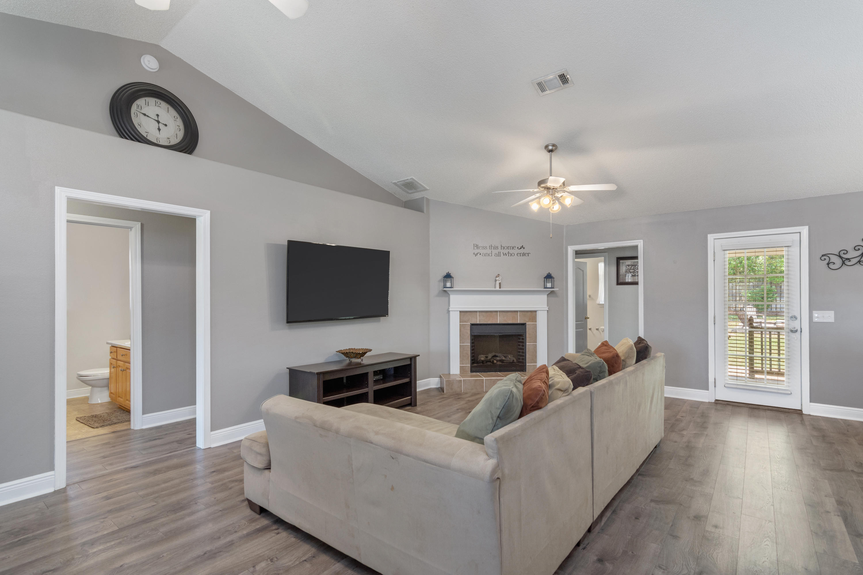 2166 Hagood Loop Crestview, FL 32536 - Photo 2 of 41 Gallery Image 2