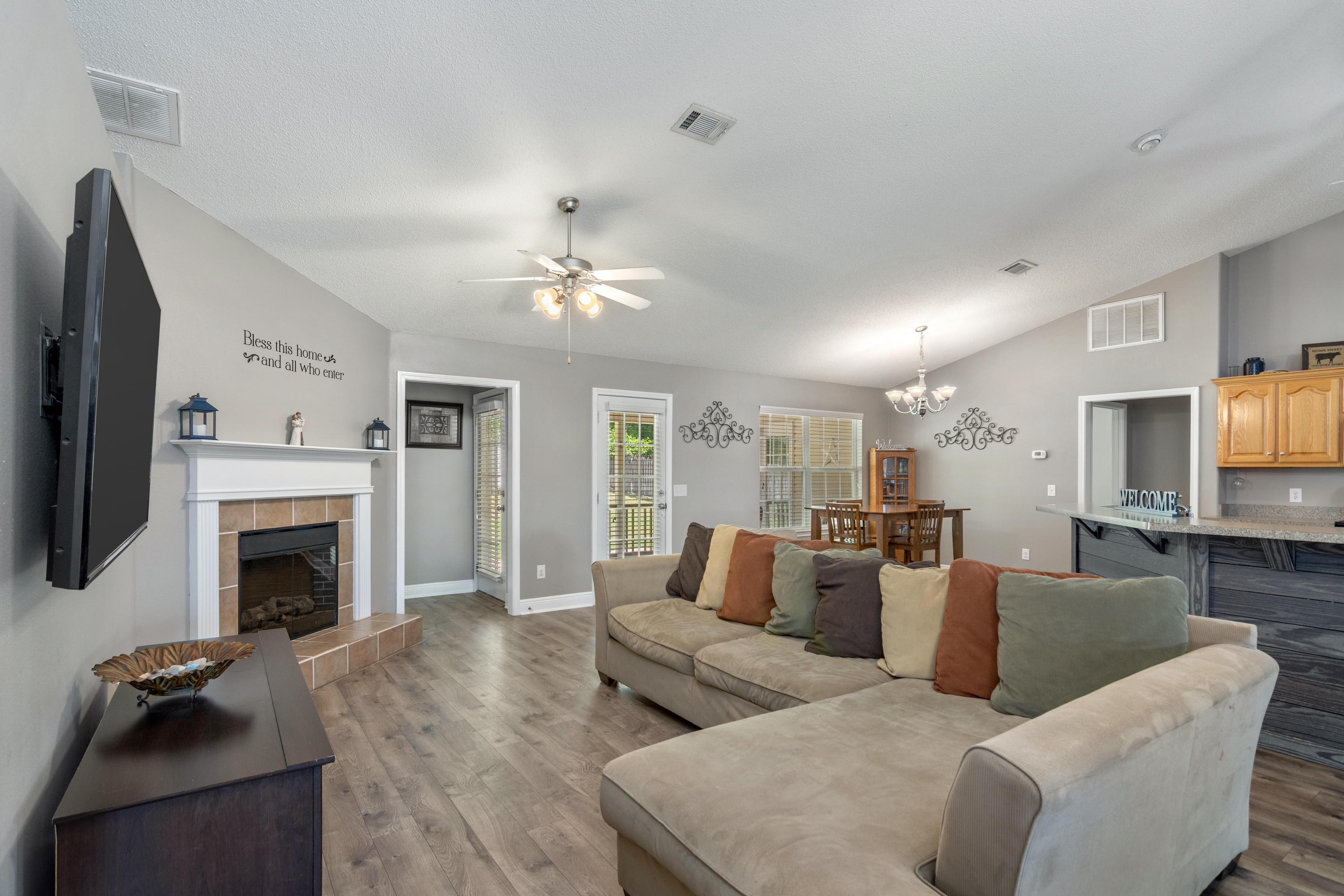 2166 Hagood Loop Crestview, FL 32536 - Photo 3 of 41 Gallery Image 3