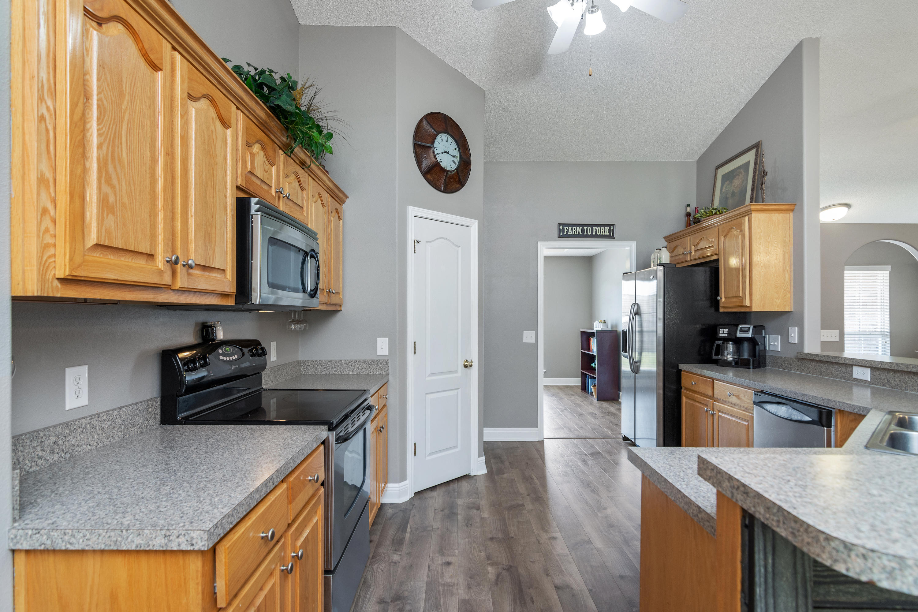 2166 Hagood Loop Crestview, FL 32536 - Photo 8 of 41 Gallery Image 8