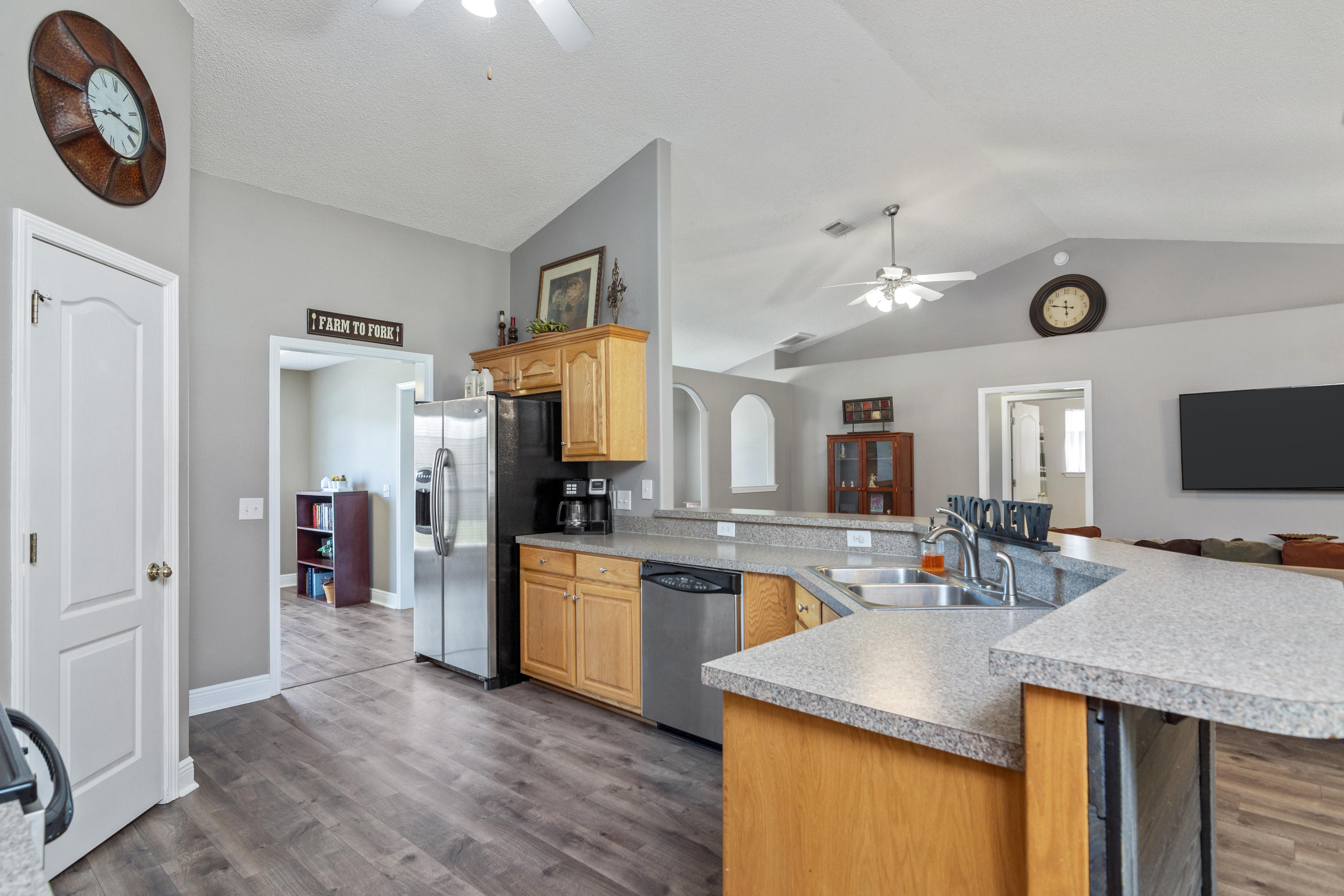 2166 Hagood Loop Crestview, FL 32536 - Photo 9 of 41 Gallery Image 9
