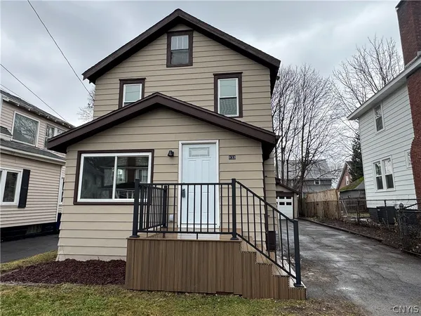 $224,900 | 232 Malverne Drive, Syracuse, NY 13208