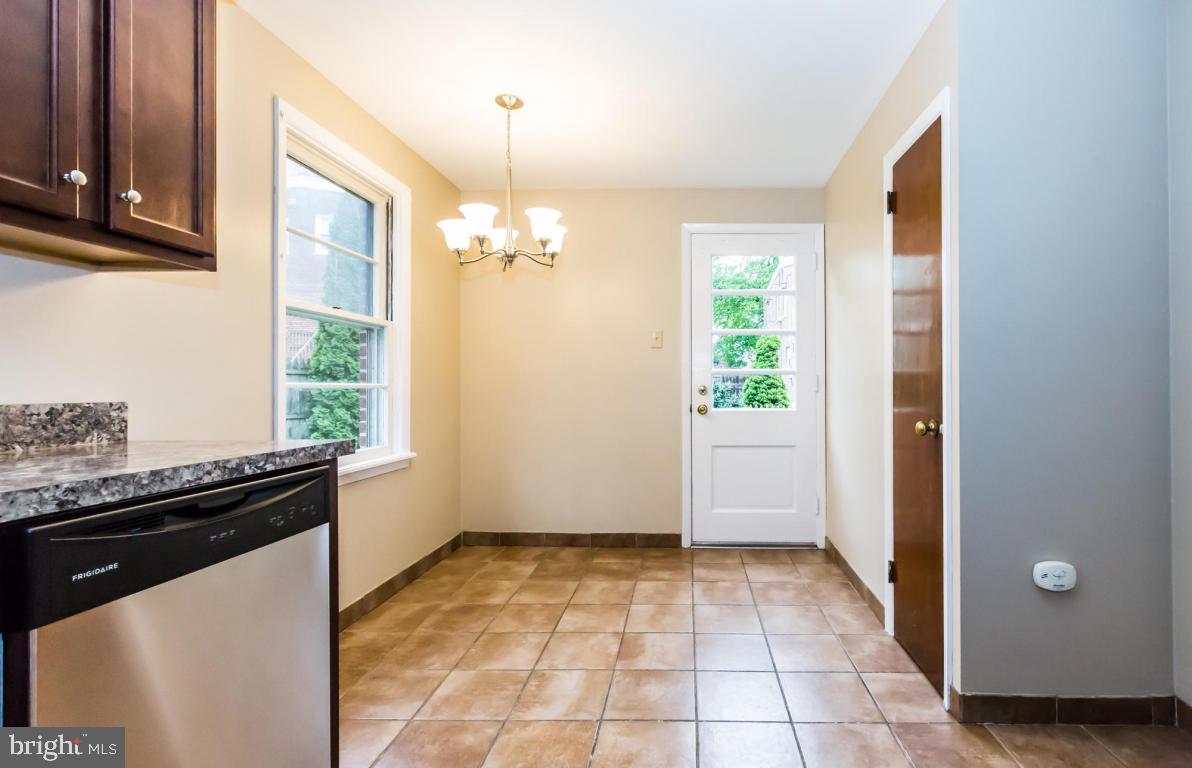 1104 Jamaica Road Lancaster, PA 17602 - Photo 16 of 29 Gallery Image 16