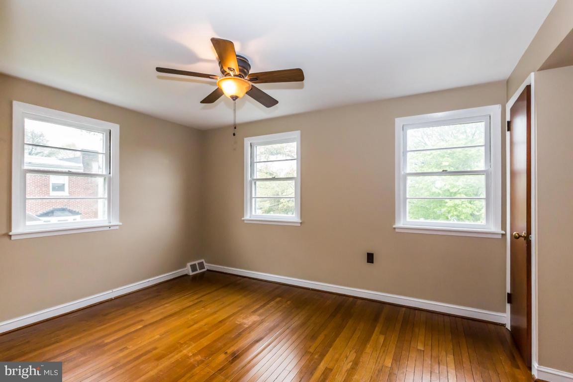 1104 Jamaica Road Lancaster, PA 17602 - Photo 24 of 29 Gallery Image 24