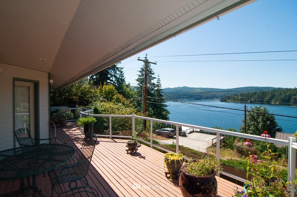 2364 North Shore Road Bellingham, WA 98226 - Photo 12 of 38 Gallery Image 12