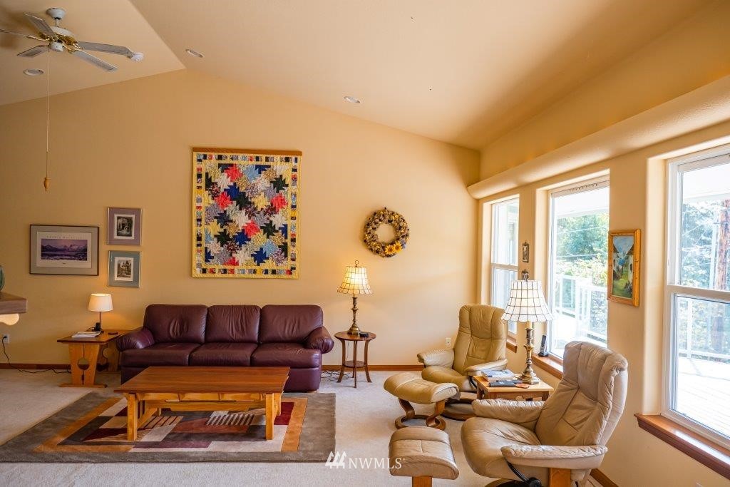 2364 North Shore Road Bellingham, WA 98226 - Photo 16 of 38 Gallery Image 16