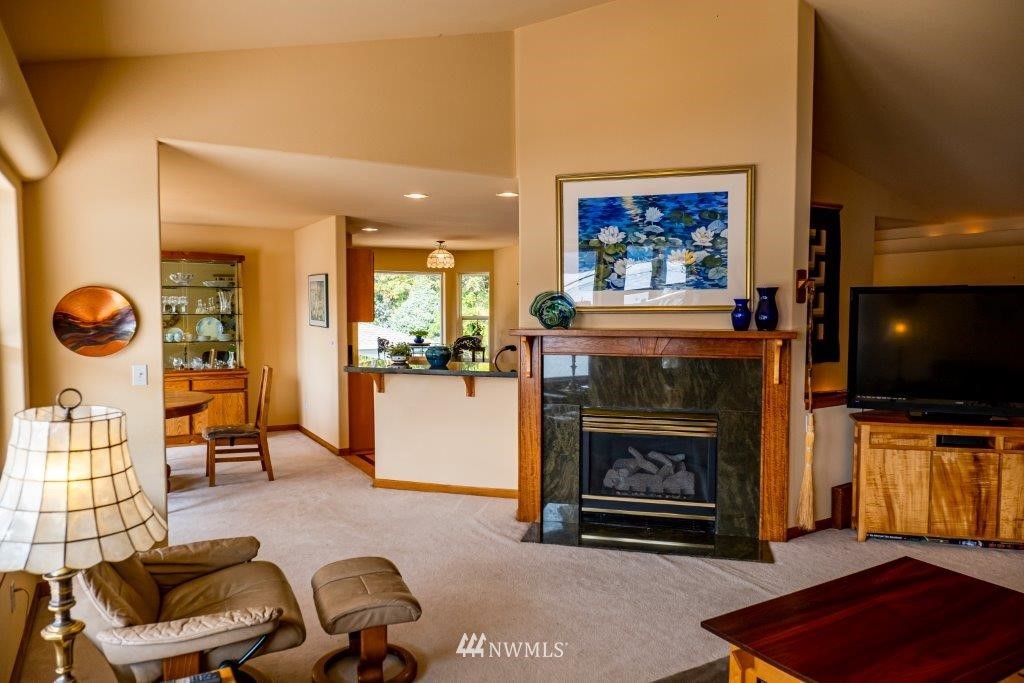 2364 North Shore Road Bellingham, WA 98226 - Photo 17 of 38 Gallery Image 17