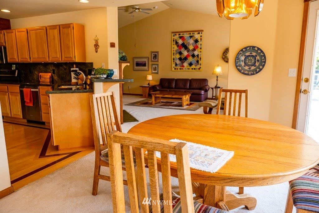 2364 North Shore Road Bellingham, WA 98226 - Photo 23 of 38 Gallery Image 23