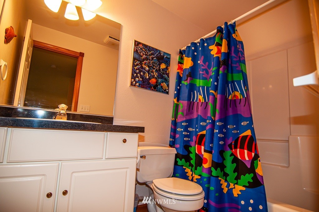 2364 North Shore Road Bellingham, WA 98226 - Photo 29 of 38 Gallery Image 29