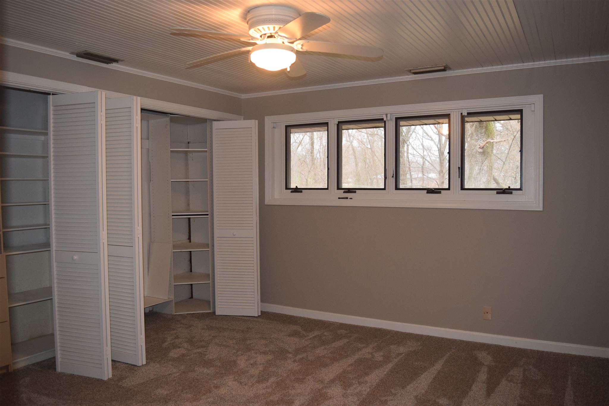 6000 Weaver Road Evansville, IN 47711 - Photo 11 of 27 Gallery Image 11