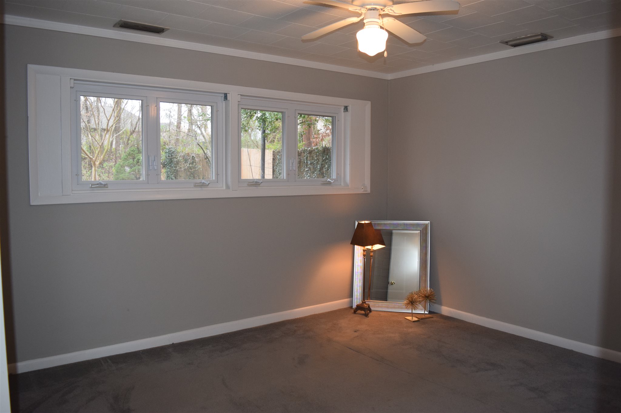 6000 Weaver Road Evansville, IN 47711 - Photo 13 of 27 Gallery Image 13