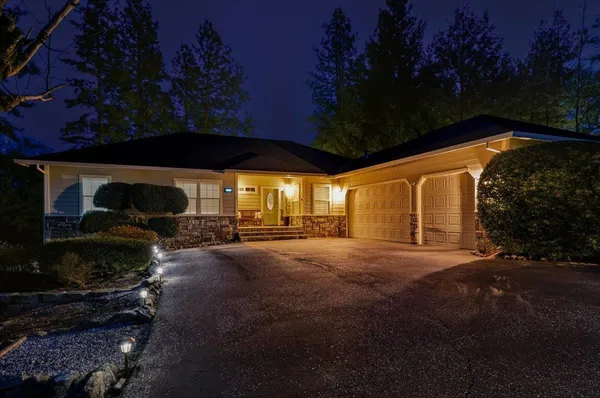 $749,000 | 16041 John Way, Grass Valley, CA 95949